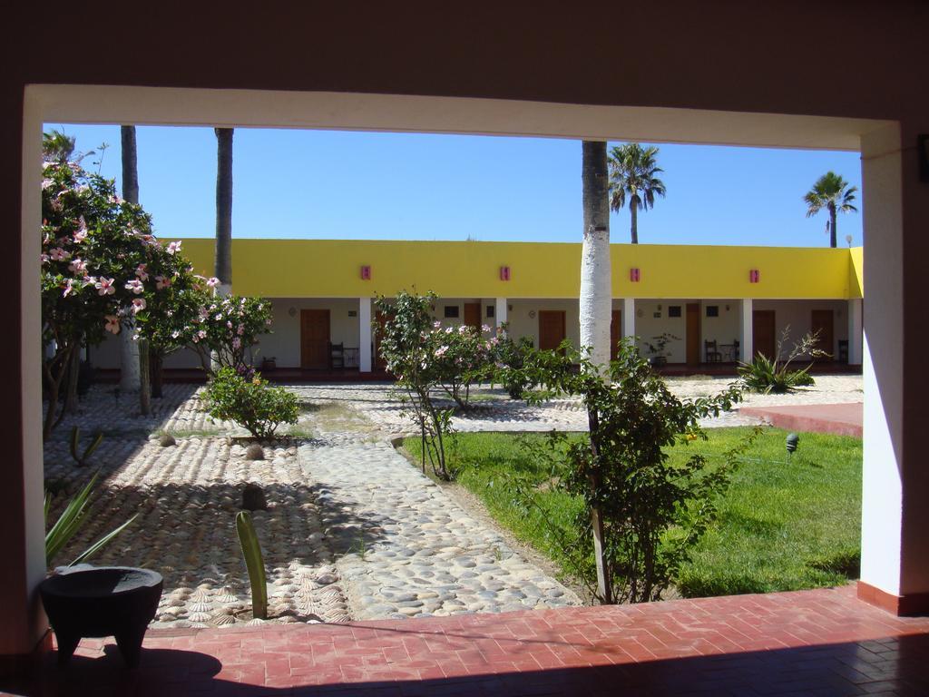 The Halfway Inn Guerrero Negro Εξωτερικό φωτογραφία